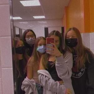 Meet your Posher, Lėa